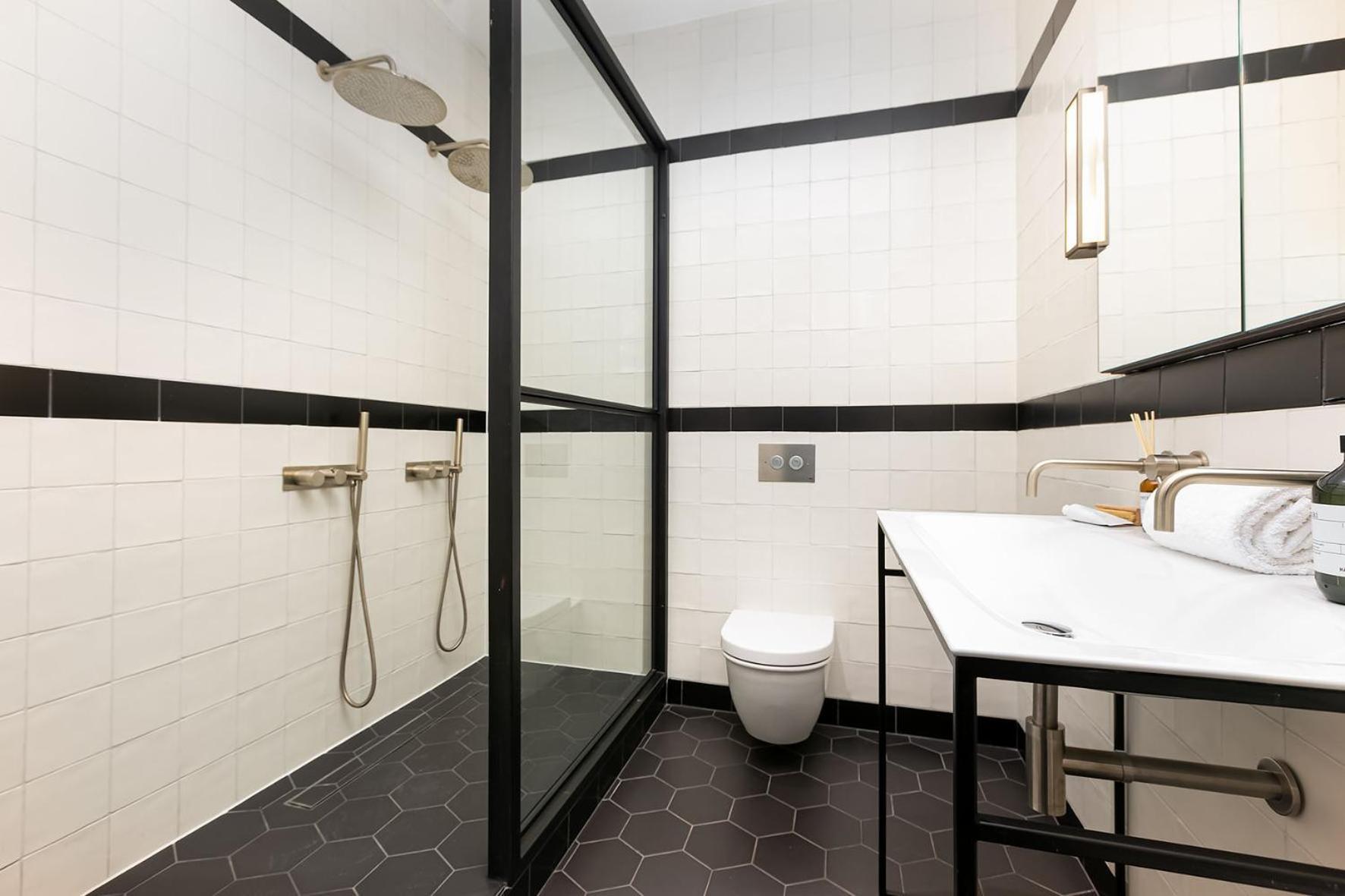 WISH GRANTED! SUPERB DESIGN HOME OFF Covent Garden Londen Buitenkant foto